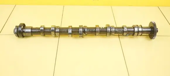 Volkswagen Golf VI Camshaft 24SP5