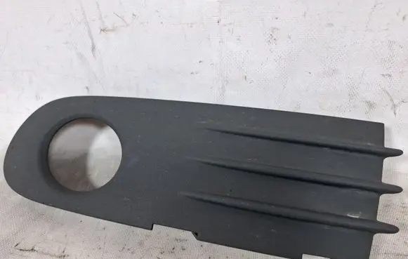 Volvo S40 Front fog light trim/grill 30657007