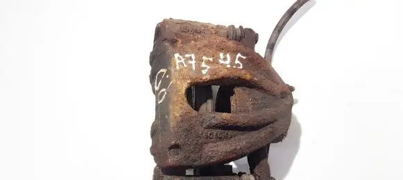Toyota Corolla Verso AR10 Front brake caliper