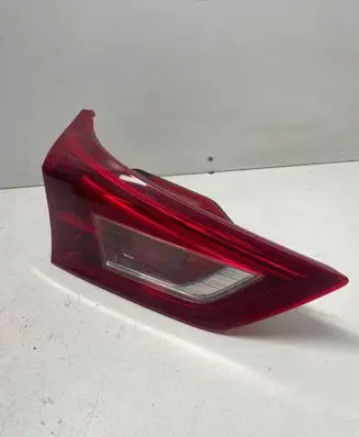 Toyota Auris E180 Tailgate rear/tail lights 000238 000518 02268