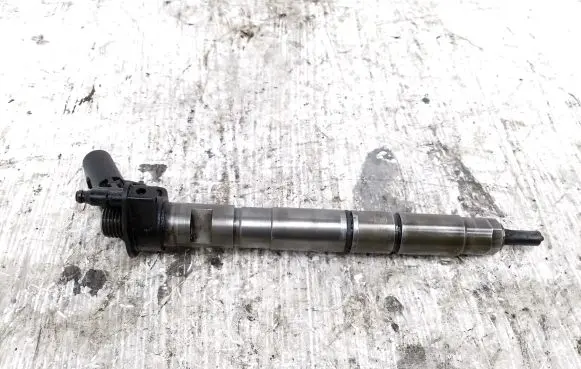 Audi Q7 4L Fuel injector 059130277AH