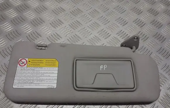Mitsubishi Grandis Sun visor clip/hook/bracket 