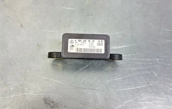 Mercedes-Benz S W221 ESP acceleration yaw rate sensor A0055429518