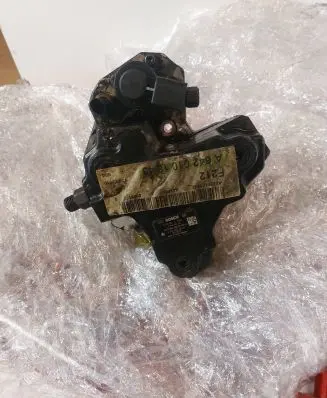 Mercedes-Benz E W212 Fuel injection high pressure pump A6420700801 0445010210 A6420101843