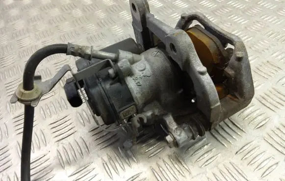BMW X3 G01 Rear brake caliper