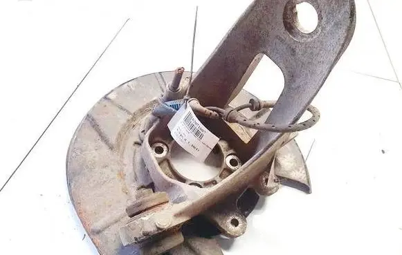 BMW X5 E53 Rear wheel hub