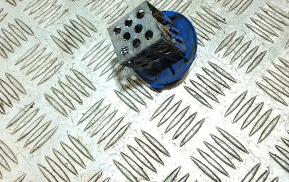 Mercedes-Benz Sprinter W906 Heater blower fan relay C7339