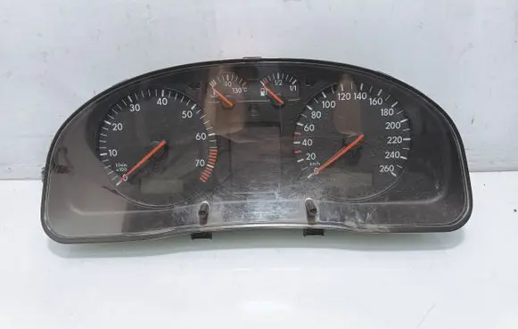 Volkswagen PASSAT B5 Speedometer (instrument cluster) 3B0919881f 26099711063 VWZ7Z0V0162415