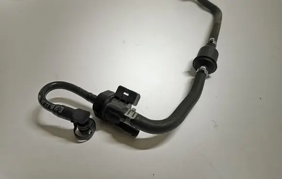 Audi Q5 SQ5 Breather hose sensor 06E133781K