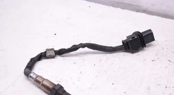 Nissan Qashqai Lambda probe sensor H8201115305 8201115305 0281004187