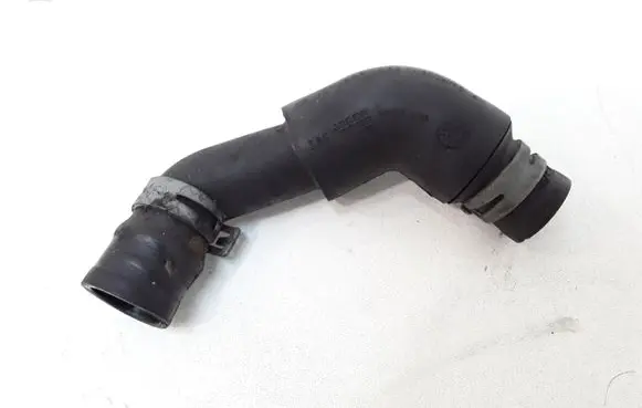 Mercedes-Benz B W245 Engine coolant pipe/hose A6400101282