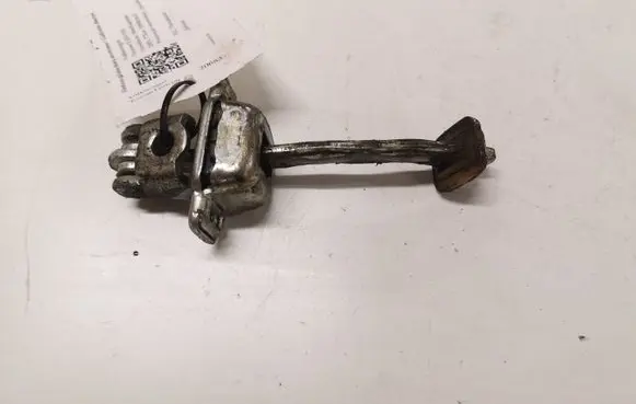Opel Astra G Rear door check strap stopper