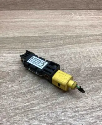 Audi A4 S4 B6 8E 8H Airbag deployment crash/impact sensor 8E0959643E