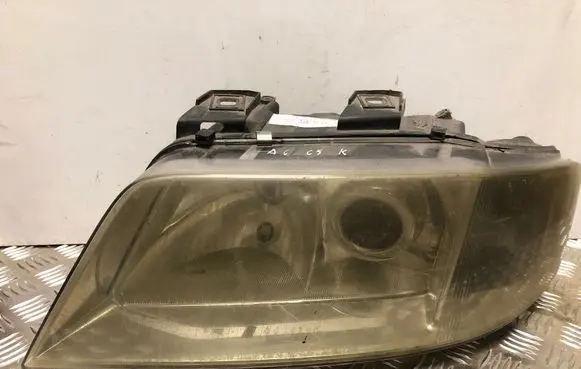 Audi A6 S6 C5 4B Headlight/headlamp 14846500