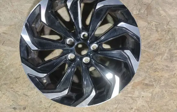 Lexus UX R18 alloy rim PW45776001 3293624