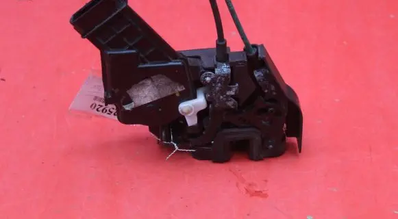KIA Magentis Rear door lock