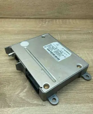 Mercedes-Benz E W211 Bluetooth control unit module A2118700026