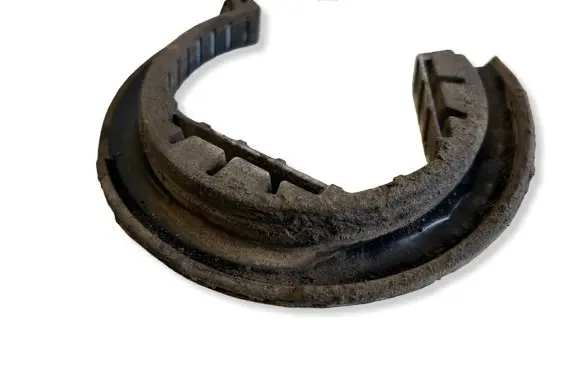 Opel Mokka B Front coil spring rubber mount 