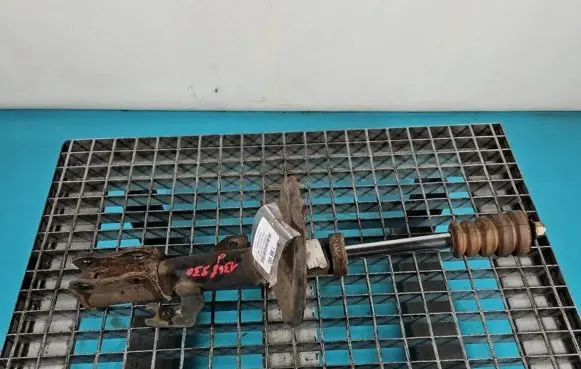 Toyota Camry Front shock absorber/damper IMPRK1368930