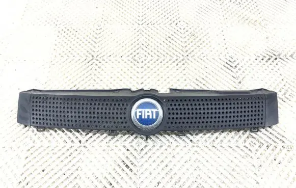 Fiat Panda II Front grill 735314236