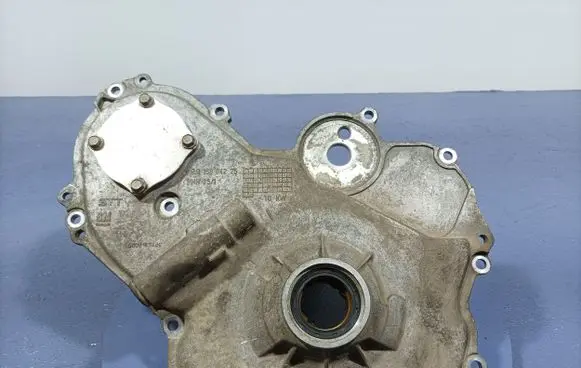 Chevrolet Captiva Rocker cam cover 16804225