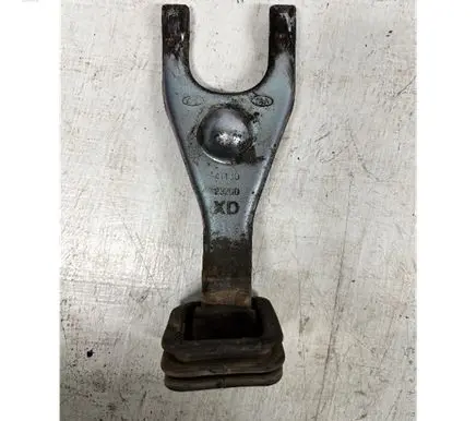 Hyundai i20 (PB PBT) Clutch release arm fork 4143023200