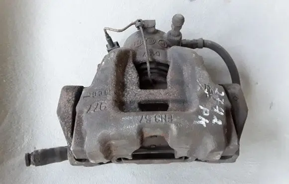 Alfa Romeo Giulietta Front brake caliper