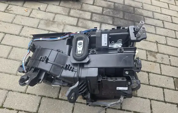 Toyota Avensis T270 Interior heater climate box assembly 8701002W60 MF013410 8865005350