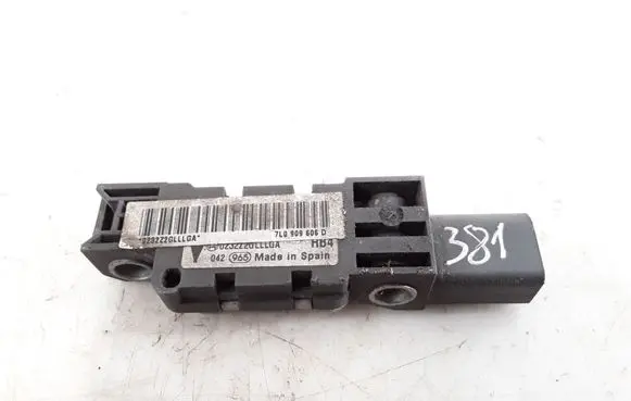 Volkswagen Phaeton Airbag deployment crash/impact sensor 7L0909606D