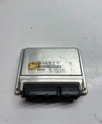 Volkswagen PASSAT B5 Engine control unit/module 8D0907558F