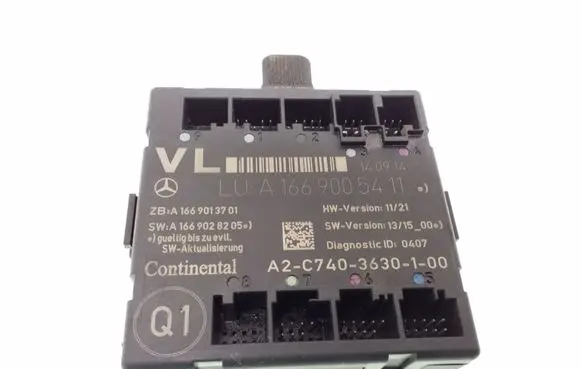 Mercedes-Benz CLA C117 X117 W117 Door control unit/module A1669005411
