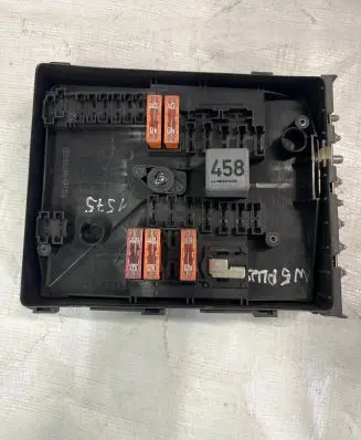 Volkswagen Golf Plus Fuse box set 17181281 017181301