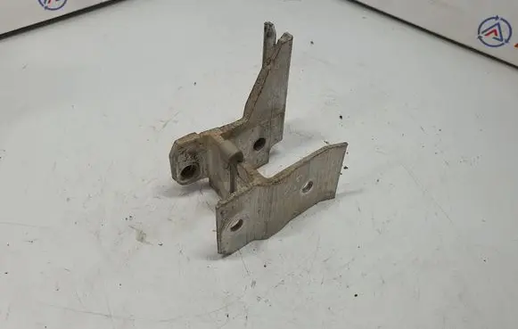 BMW 3 F30 F35 F31 Radiator mount bracket 7245796 51647245796
