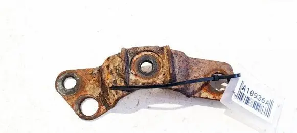 Mazda Premacy Engine mounting bracket 