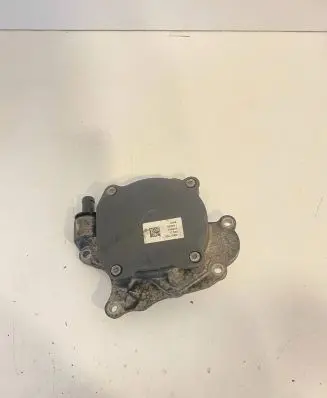 Volkswagen PASSAT B7 Vacuum pump 03L145207