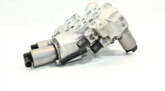 BMW 7 F01 F02 F03 F04 Air suspension compressor 6775258 10641010
