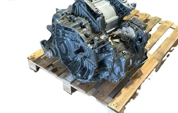 Nissan Qashqai J12 Automatic gearbox 320106US1A 33578 290C06UM1B