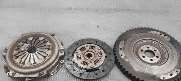 Renault Clio I Clutch set kit 8200660621