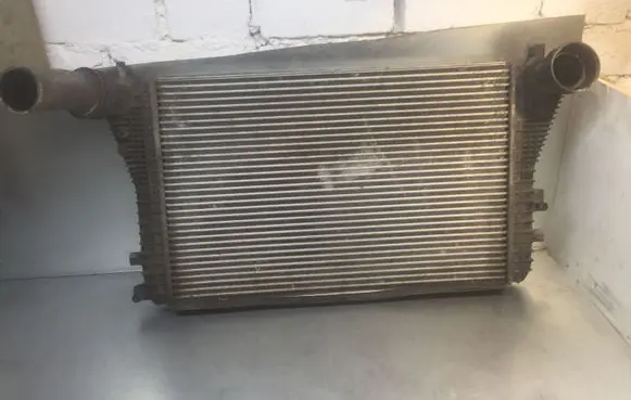 Volkswagen Golf V Intercooler radiator 1K0145803
