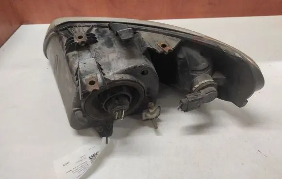 Chrysler Voyager Headlight/headlamp KSCS090