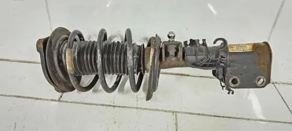 Mercedes-Benz C W204 Front shock absorber with coil spring A2043204366 2048204460