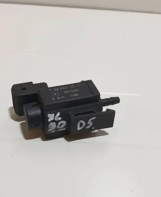 Volvo XC90 Turbo solenoid valve 72224010 05T041 3611668