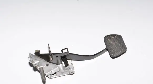 BMW X3 E83 Brake pedal 3331164 2229128