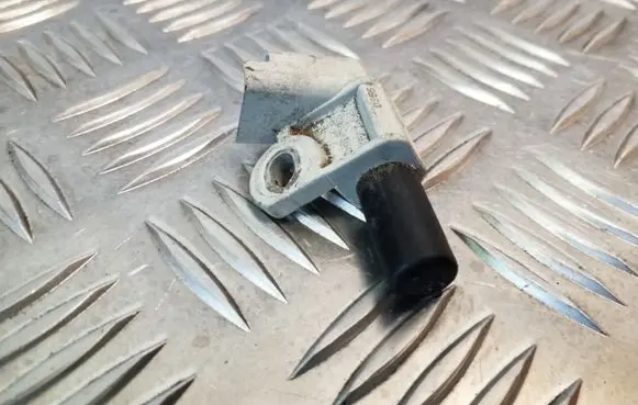 Ford Focus Camshaft position sensor 9828559980