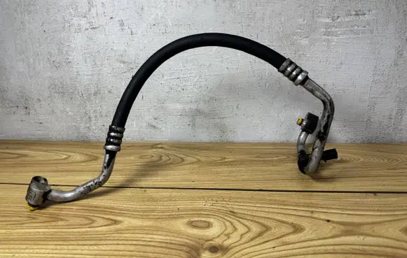 Audi Q7 4L Air conditioning (A/C) pipe/hose 