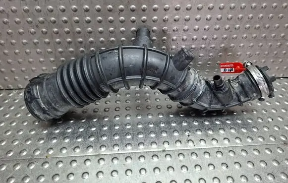 Renault Captur Air intake hose/pipe S27624912 165764382R