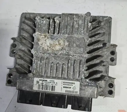 Renault Scenic II - Grand scenic II Engine control unit/module 8200565863 8200495479 S122326108A