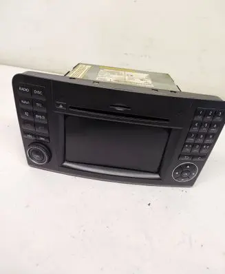 Mercedes-Benz ML W164 Radio/CD/DVD/GPS head unit A1649002301