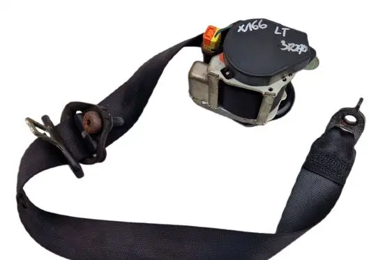 Mercedes-Benz GLS X166 Third row seat belt A1668602585