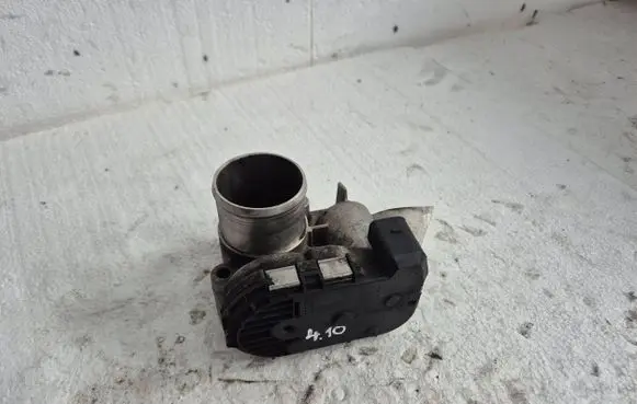 Renault Koleos I Throttle body valve H8200330810E